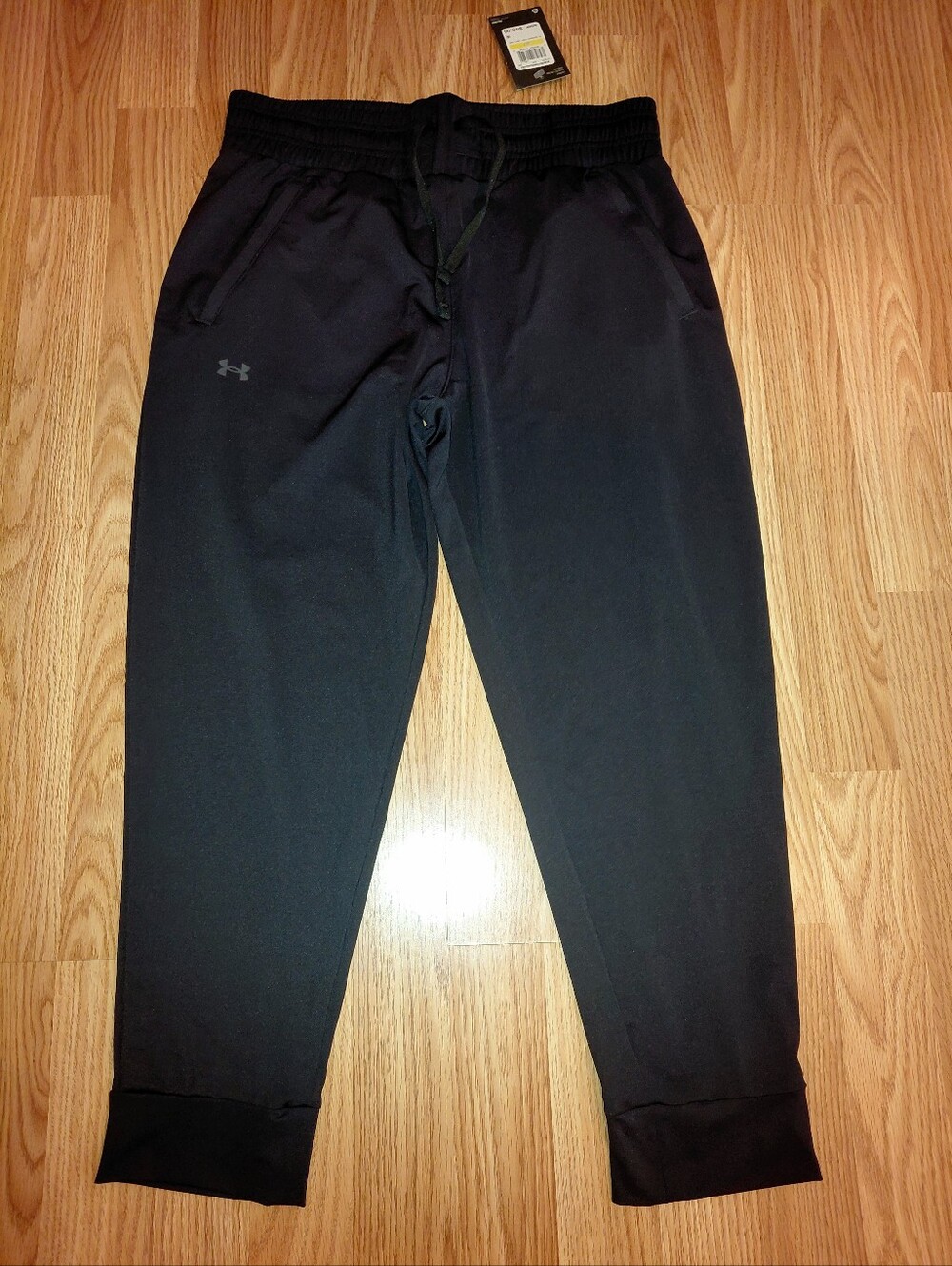 NWT Womens Sz M Tall Under Armour Heat Gear Capri Pants